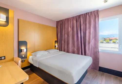 B&B HOTEL Cannes La Bocca Plage Chambres Photos