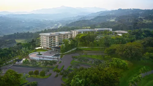 Royal Tulip Golf Resort Gunung Geulis Außen Photos