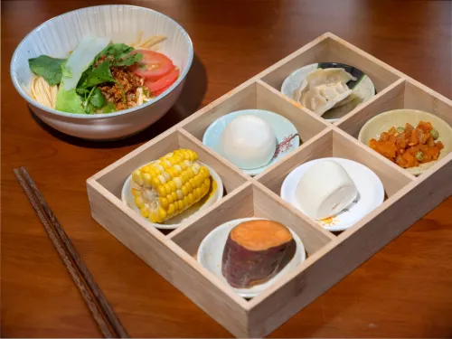 Muyun Mountain Area Oxygen Supply Residential Home Dining Photos