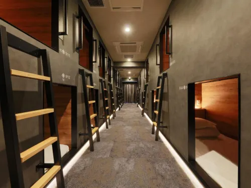 Rembrandt Cabin & Spa Shimbashi - Caters to Men Rooms Photos