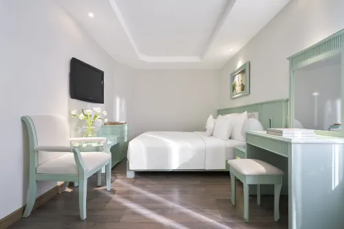 Silverland Sil Hotel Rooms Photos