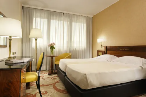 UNA HOTELS Scandinavia Milano Camere Photos