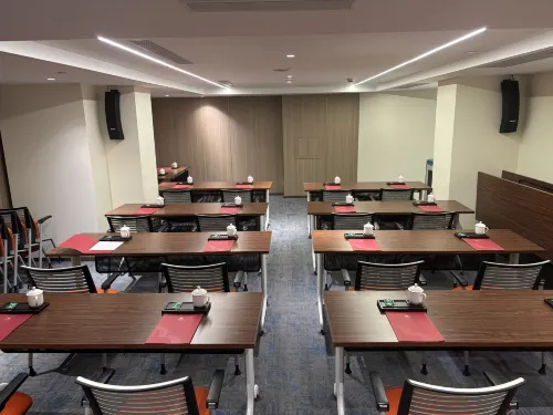 Baolong Hotel Business Facilities Photos