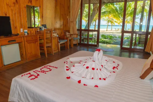 Tân Sơn Nhất Côn Đảo Resort Phòng Photos