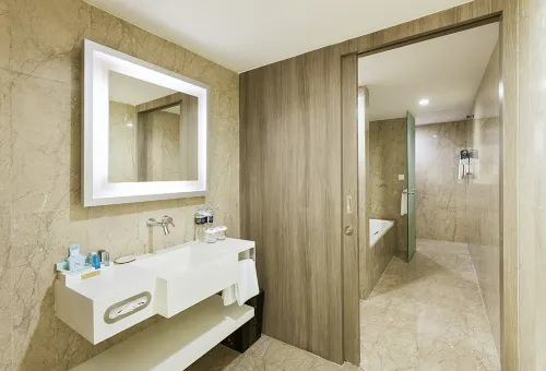 Novotel Jakarta Gajah Mada Kamar Photos