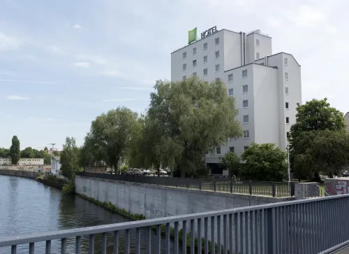 Ibis Styles Berlin Treptow Exterior Photos