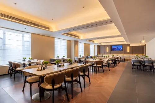 Atour Hotel Zhanjiang Jinshawan Seaview Corridor Dining Photos