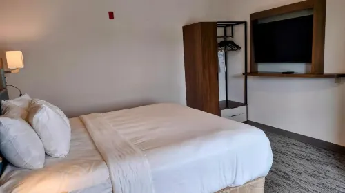 Tryp by Wyndham Tallahassee North I-10 Capital Circle Rooms Photos