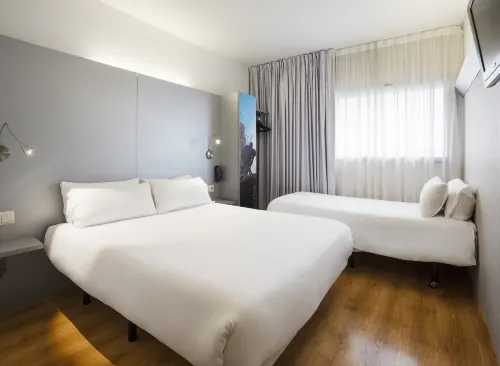 B&B Hotel Figueres Chambres Photos