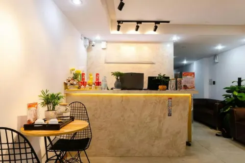 Amory Hotel & Apartment Nguyen Trai Photos