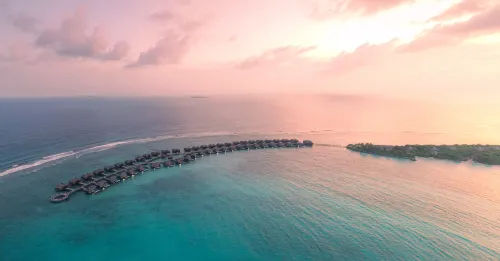 Hideaway Beach Resort & Spa Eksterior Photos