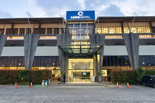 Lemo Hotel Serpong Unggulan Photos