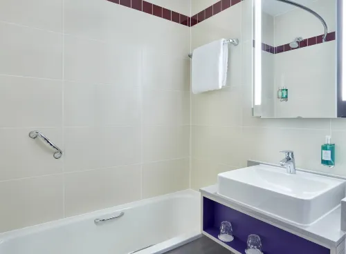 Leonardo Hotel Exeter Rooms Photos
