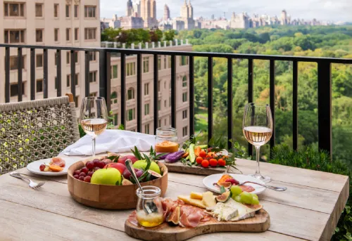 1 Hotel Central Park Restauration Photos