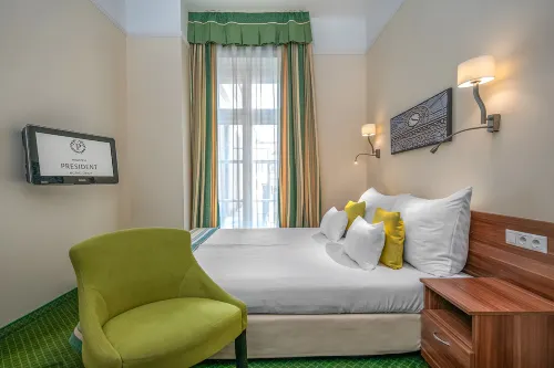 Hotel President Huoneet Photos