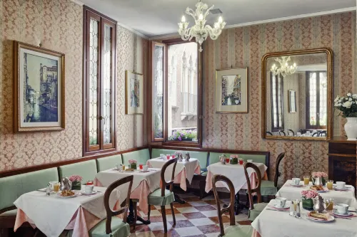 Antica Locanda Al Gambero Restauration Photos