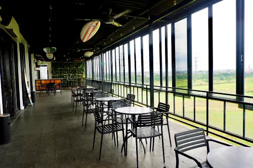 Lemo Hotel Serpong Esterni Photos