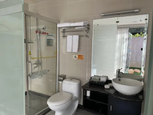 Caoxi Hot Spring Holiday Resort Rooms Photos