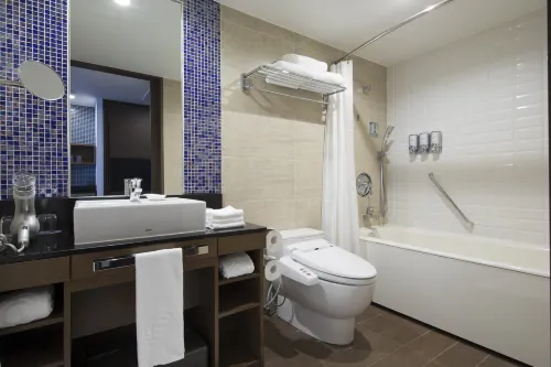 Sheraton Grande Tokyo Bay Hotel Rooms Photos