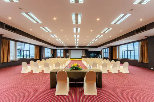 Sunbeam Hotel Pattaya Business Facilities Photos