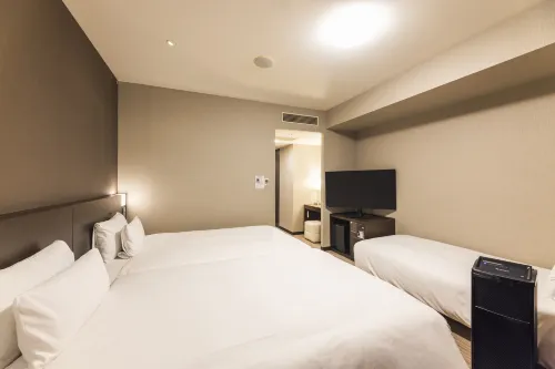 호텔 선루트 플라자 신주쿠 객실 Photos
