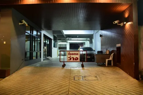 Thongmanee Hotel Exterior Photos