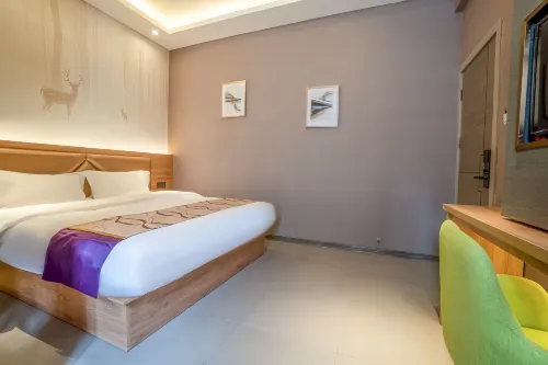 Weilina Hotel (Guilin High Speed Railway North Station) Kamar Photos