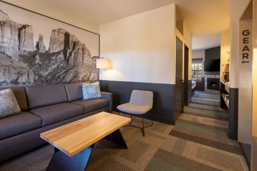 Mountain Modern Sedona Rooms Photos