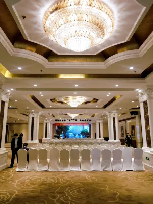 Henan Skyland GDH Hotel Geschäftseinrichtungen Photos