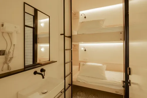 Hi Cozy International Youth Hostel (Nanjing East Road And The Bund) Rooms Photos