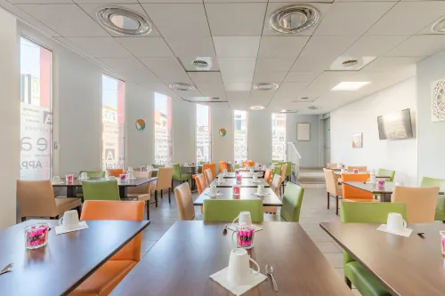 Appart'City Classic Nice Acropolis - Appart Hôtel Restauration Photos