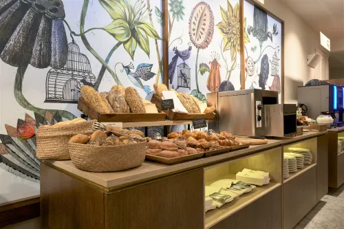 Hotel Bécquer Dining Photos