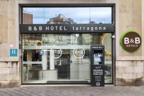 B&B Hotel Tarragona Centro Urbis Außen Photos