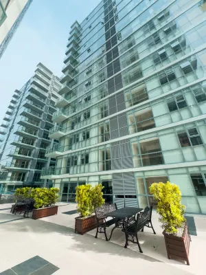 Luxury hotel near City of Dreams Solaire NAIA MOA- City of bridge Allmänna utrymmen Photos