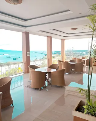 Three B Villa & Resto Banyuwangi Area Publik Photos