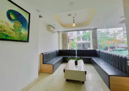 Khách sạn Royal Charm Khu vực công cộng Photos
