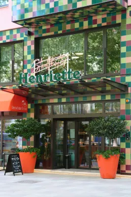 Henriette Stadthotel Vienna Exterior Photos