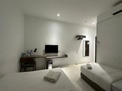 WF Motel Kamar Photos