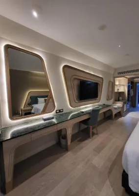 Amora Beach Resort Phuket Номера Photos