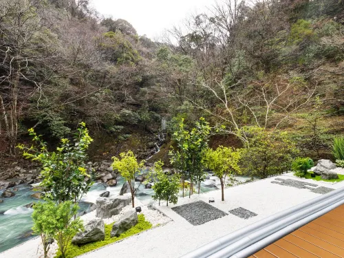 Ichinoyu Honkan Xung quanh Photos