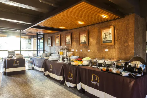 Hotel M Chiang Mai Restauration Photos