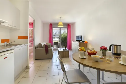 Vacancéole - Résidence Cap Camargue Rooms Photos