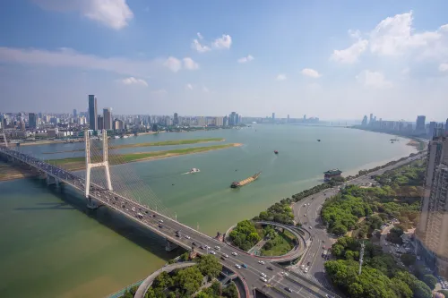 Grand Skylight International Hote Nanchang (Honggutan Bayi Bridge Branch) Zimmer Photos