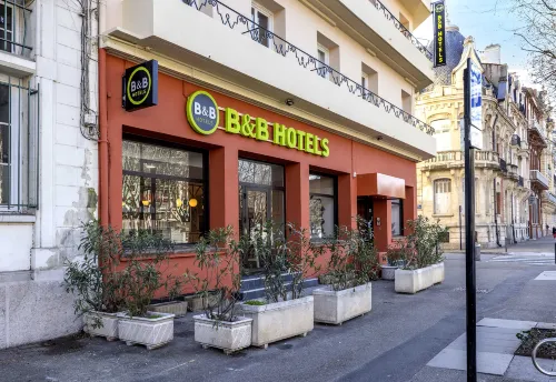B&B Hotel Perpignan Centre Extérieur Photos