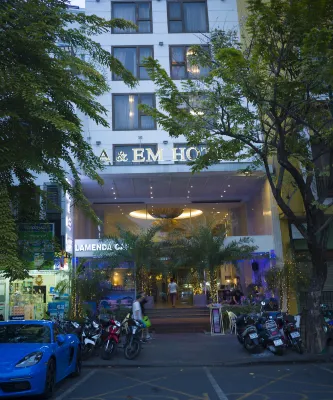 Khách sạn A&EM Ngoại thất Photos