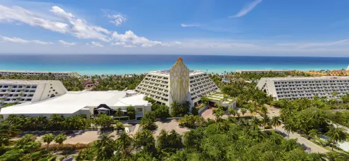 The Pyramid Cancun by Oasis - All Inclusive Exterior Photos