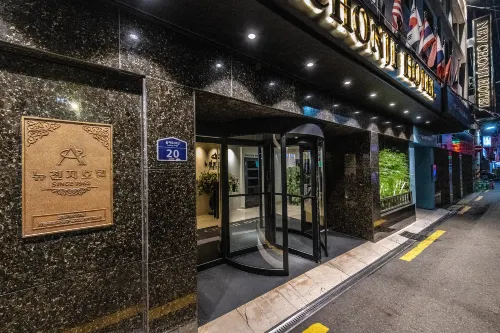 New Chonji Hotel Featured Photos
