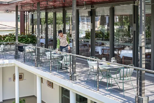 Plantation Urban Resort & Spa Restauration Photos