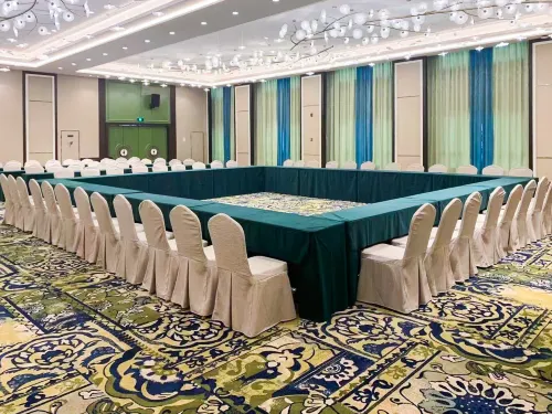 Haining Hotel Business Facilities Photos
