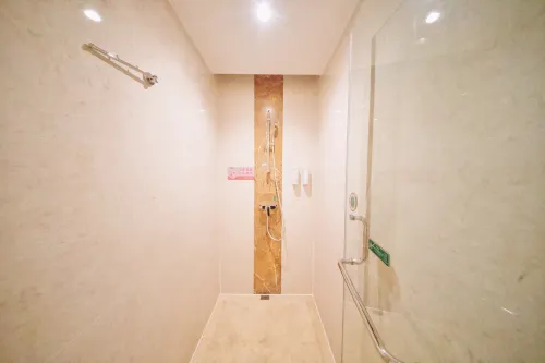 Vienna Hotel (Lijiang Old Town) Rooms Photos